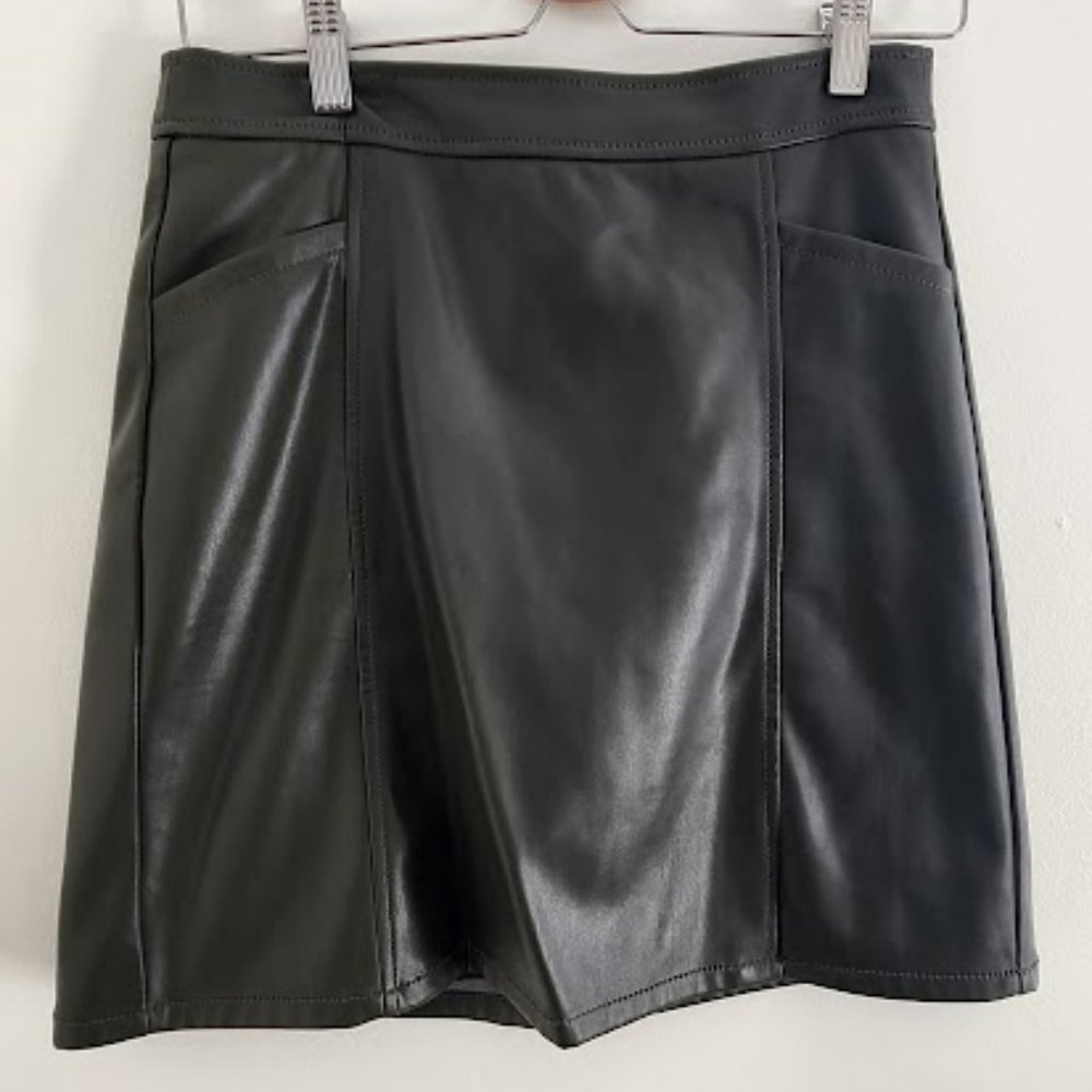 Green Faux Leather Pocket Skirt